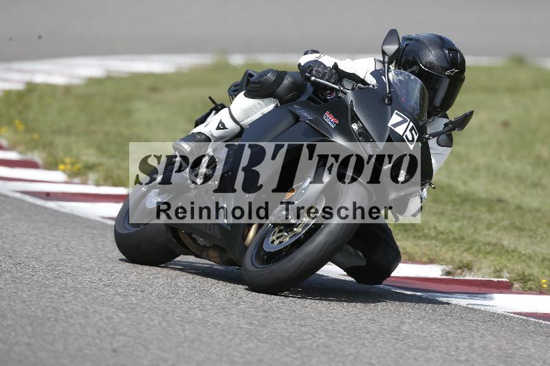 /Archiv-2025/49 26.08.2025 Cornu Master School ADR/gruen-vert/75